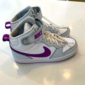 Nike court sneakers youth 5.5 (fits women size 7)